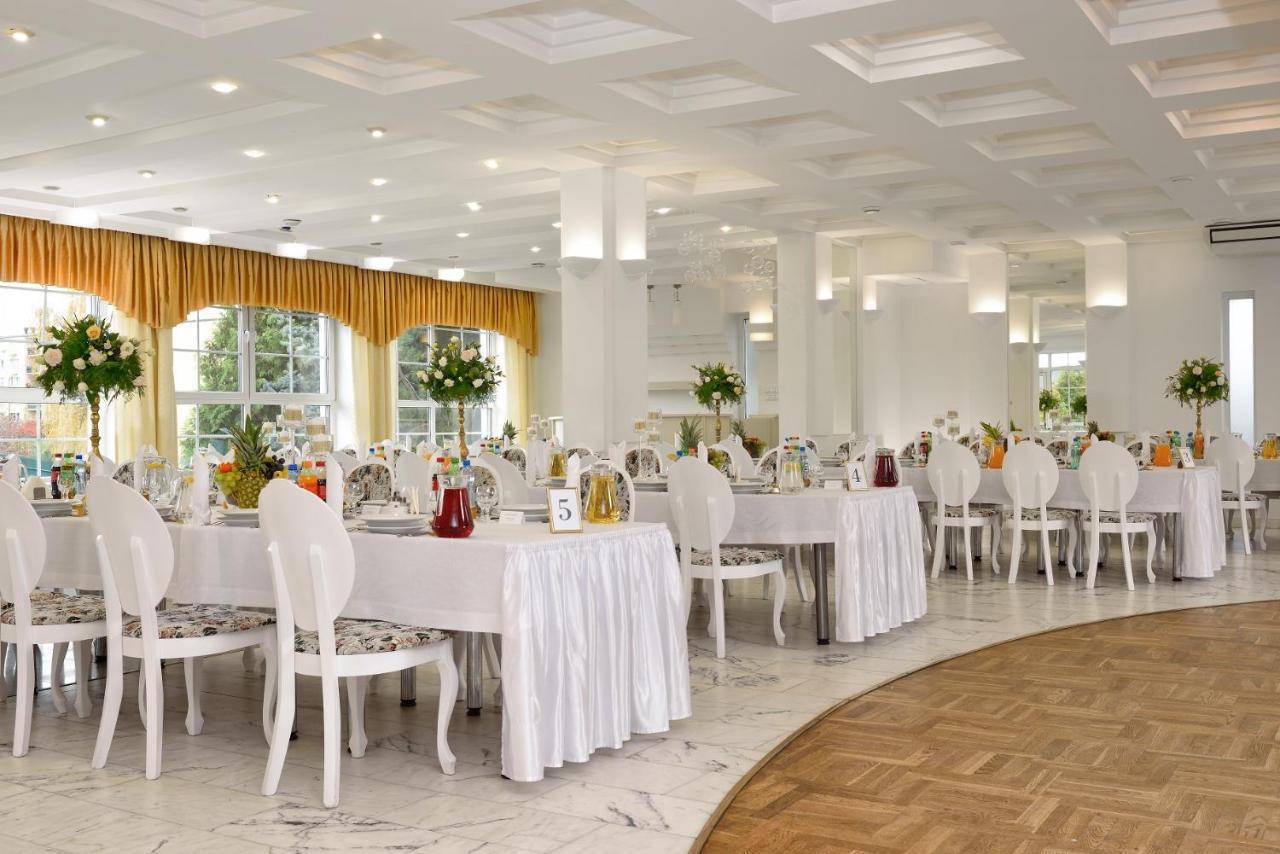 Hotel Agat Piotrków Trybunalski Eksteriør billede